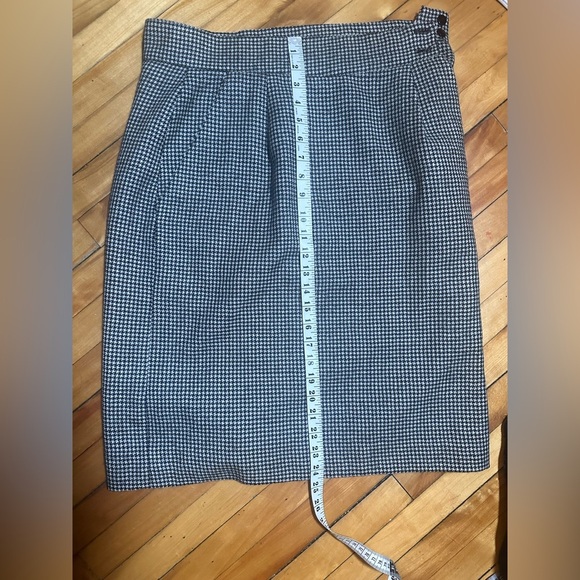 Vintage 100% Virgin Wool Houndstooth Skirt โ Size M (8-10) - Picture 1 of 5